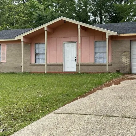 Rent this 3 bed house on 5662 Rose Drive in Moss Point, MS 39567