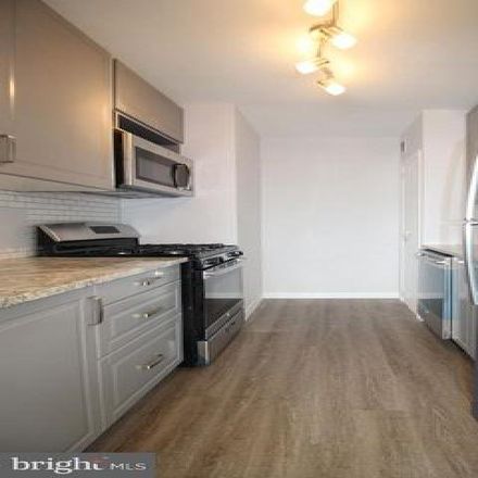 Rent this 1 bed condo on 3602 5th Street South in Arlington, VA 22204
