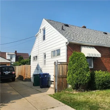 Image 2 - 46 Gail Ave, Buffalo, New York, 14215 - House for sale