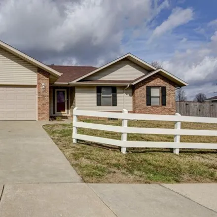 Buy this 3 bed house on 663 Gallup Hill Road in Nixa, MO 65714