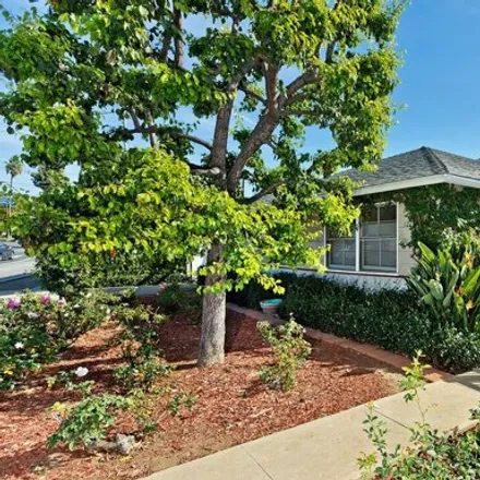Image 2 - Brentwood Inn, 12200 West Sunset Boulevard, Los Angeles, CA 90049, USA - House for sale
