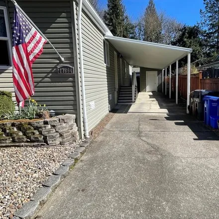 Image 2 - 17664 South Greenfield Drive, Oregon City, OR 97045, USA - Apartment for sale