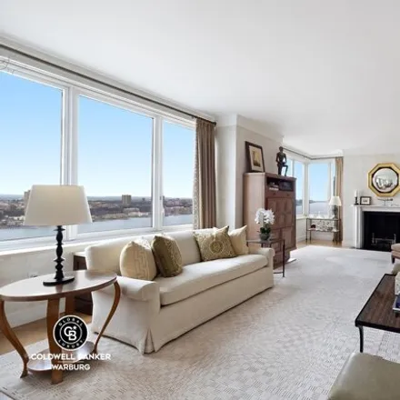 Buy this 4 bed condo on The Rushmore in 80 Riverside Boulevard, New York