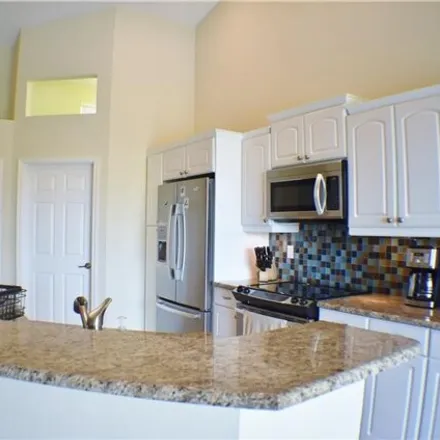 Image 6 - 7828 Gardner Drive, Collier County, FL 34109, USA - Condo for rent