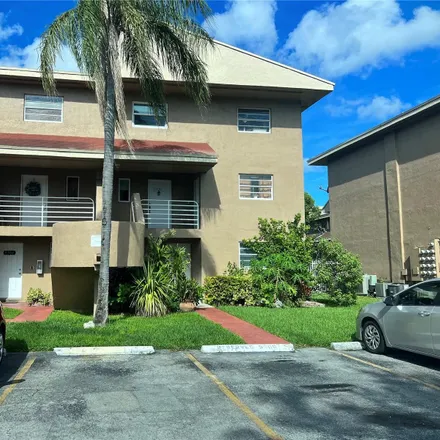 Buy this 2 bed condo on 5906 West 26th Avenue in Hialeah, FL 33016