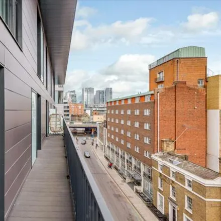 Image 9 - 32 Dock Street, London, E1 8NA, United Kingdom - Apartment for rent