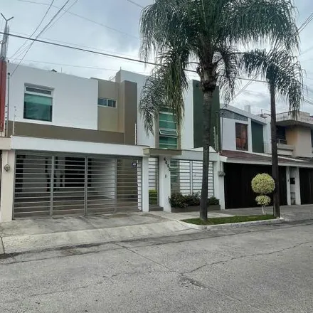 Buy this 3 bed house on Calle Chimalpopóca 4460 in Ciudad del Sol, 45050 Zapopan