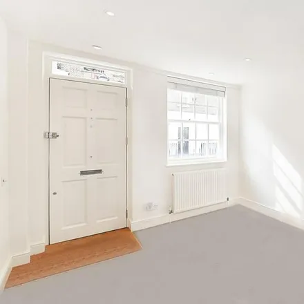 Rent this 2 bed townhouse on 28 Ivor Place in London, NW1 6HR