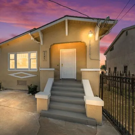 Buy this 4 bed house on 1747 E 22nd St in Oakland, California