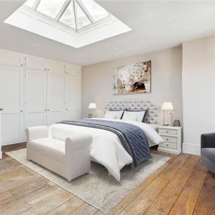 Image 4 - 30 Bywater Street, London, SW3 4XD, United Kingdom - Townhouse for sale