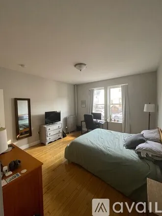 Rent this 5 bed apartment on 4 Farrington Ave