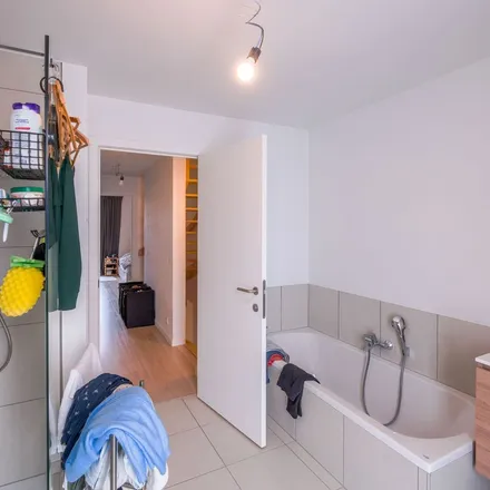 Rent this 1 bed apartment on Raymond Holvoetstraat 2 in 8500 Kortrijk, Belgium