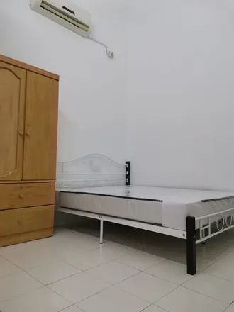 Rent this 4 bed apartment on unnamed road in Bandar Baru, 36000 Teluk Intan