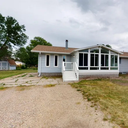 Buy this 4 bed house on 1537 Keene Drive in Columbus, NE 68601