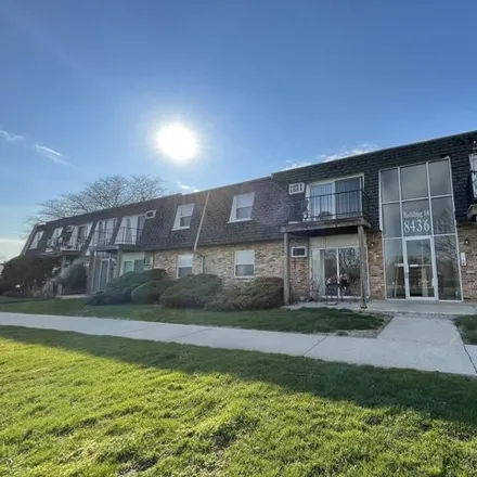 Rent this 2 bed condo on 8419 103rd Terrace in Palos Hills, IL 60465