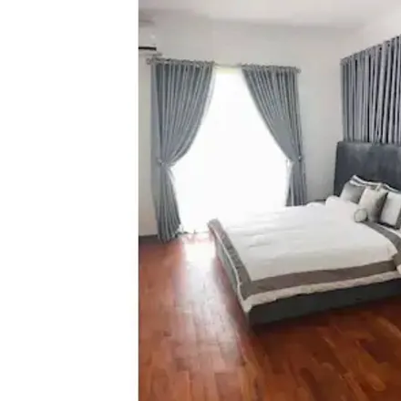 Rent this 2 bed apartment on Lagos