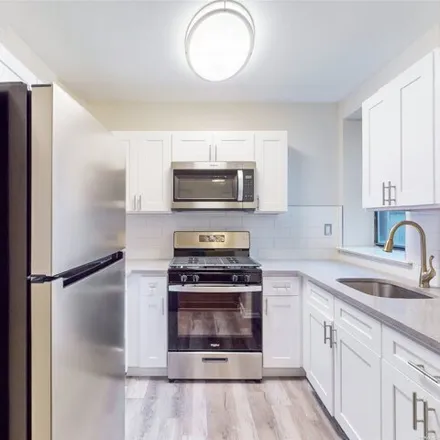 Buy this 2 bed condo on 571 Academy Street in New York, NY 10034