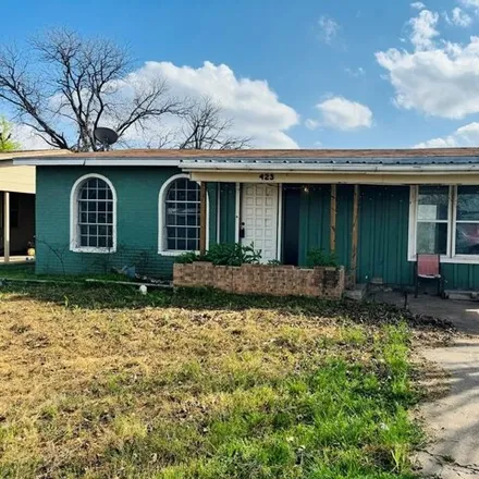 Buy this 2 bed house on 471 East 26th Street in San Angelo, TX 76903