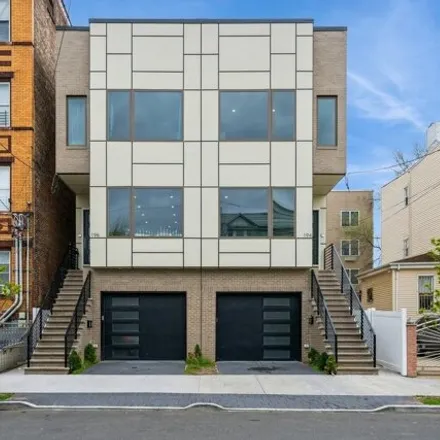 Buy this 6 bed house on 228 Delaware Avenue in Jersey City, NJ 07306