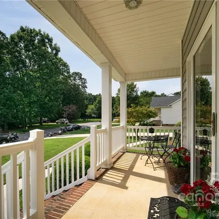 Image 4 - 122 Summerbrook Lane, Mooresville, NC 28117, USA - House for sale