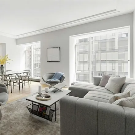 Buy this studio apartment on 1289 LEXINGTON AVENUE 14C in New York