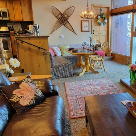 Image 2 - Lake Arrowhead, CA, 92352 - House for rent