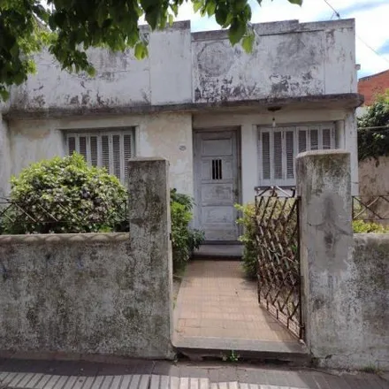 Buy this studio house on Tucumán 2584 in Partido de Lanús, 1825 Lanús Este