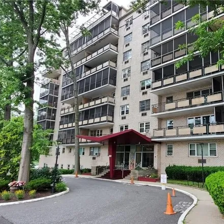 Buy this studio condo on Cartright Towers in 80 Cartright Street, Bridgeport