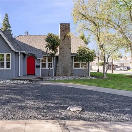 Buy this 4 bed house on 302 W Frances Willard Ave in Chico, California