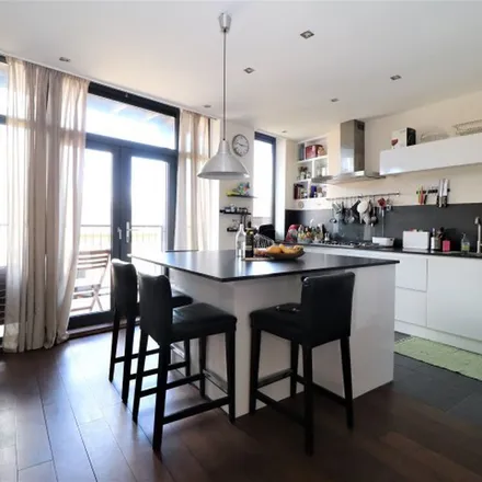 Rent this 2 bed apartment on Paradijslaan 131C in 3034 SK Rotterdam, Netherlands