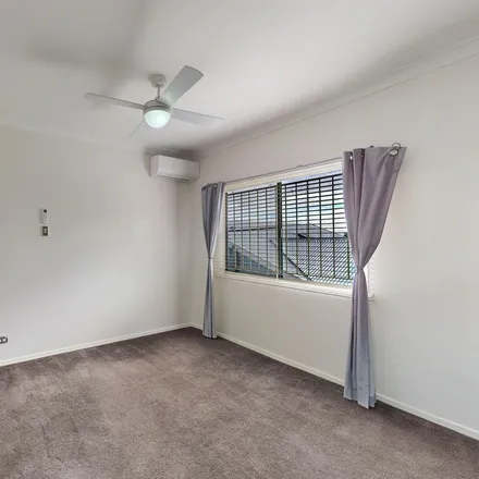 Image 2 - 101 Molloy Road, Cannon Hill QLD 4170, Australia - Apartment for rent