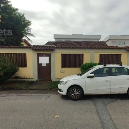 Buy this 2 bed house on Rua Laranjeiras in Novo Rio das Ostras, Rio das Ostras - RJ