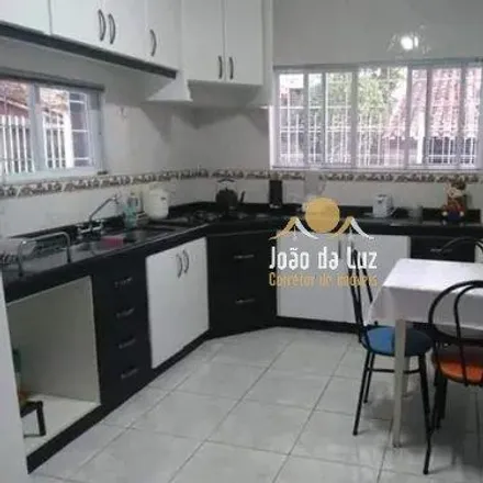 Buy this 6 bed house on Residencial Liége in Rua dos Eucaliptos 200, Canasvieiras