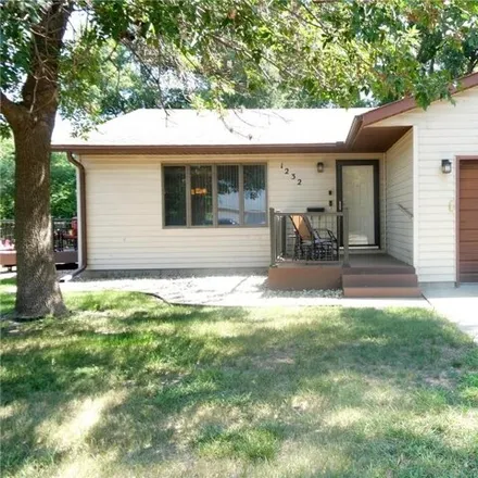 Buy this 2 bed house on 1370 River Road in Windom, MN 56101
