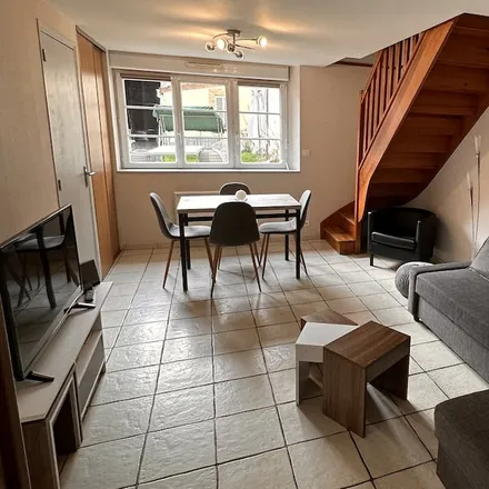 Rent this 2 bed house on 51530 Chouilly