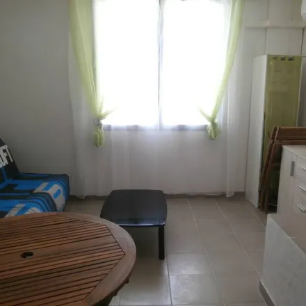 Rent this 1 bed apartment on 84110 Vaison-la-Romaine