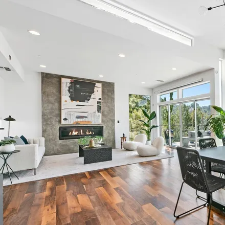 Image 3 - 3748 Sunswept Drive, Los Angeles, CA 91604, USA - House for sale