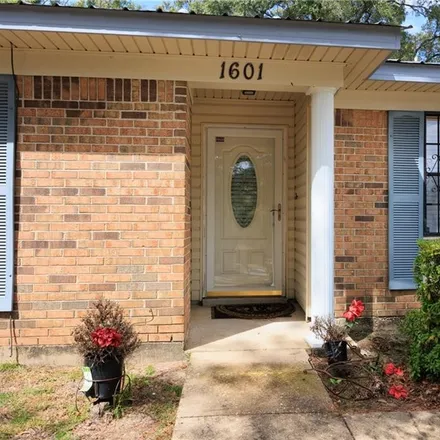 Image 4 - 1601 Emil Court, Mobile, AL 36618, USA - House for rent