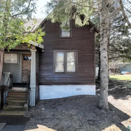 Buy this studio house on 646 6th Avenue in Two Harbors, MN 55616