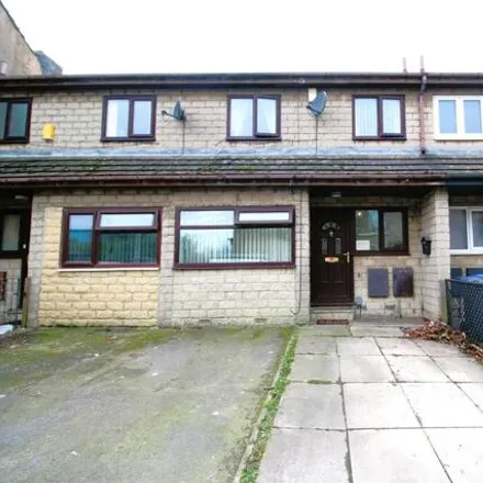 Buy this 3 bed townhouse on John Street in Bradford, BD4 0PS