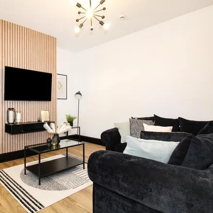 Image 1 - Grimthorpe Place, Leeds, LS6 3JT, United Kingdom - Townhouse for rent