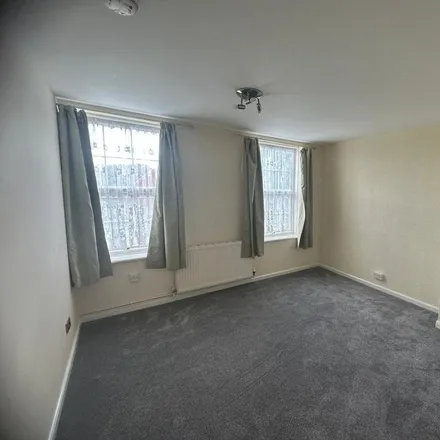 Image 5 - 452 Lodge Avenue, London, RM9 4QS, United Kingdom - Apartment for rent