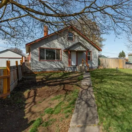 Buy this 4 bed house on 161 East Everett Avenue in Spokane, WA 99207