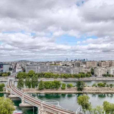 Rent this 1 bed apartment on 32 d Quai de Grenelle in 75015 Paris, France