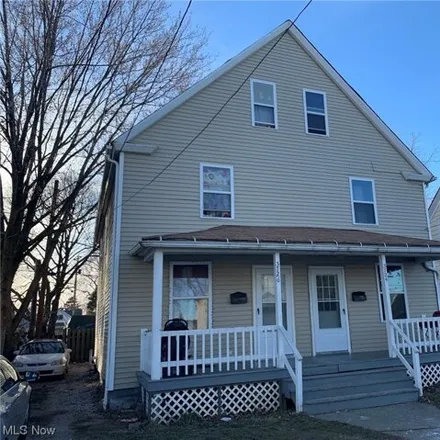 Rent this 3 bed house on 3951 Mapledale Avenue in Cleveland, OH 44109