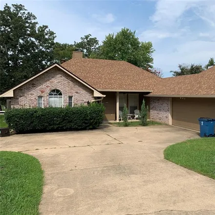 Buy this 3 bed house on 4930 Beechwood Hills Drive in Blanchard, Caddo Parish