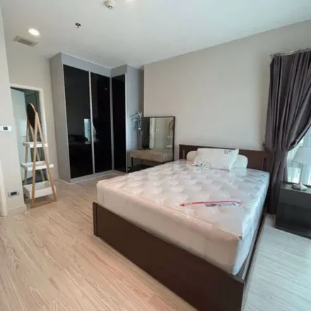 Rent this 1 bed apartment on The Crest Sukhumvit 34 in 778, Sukhumvit Road