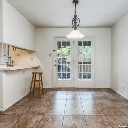 Image 6 - 8655 Datapoint Drive, San Antonio, TX 78229, USA - Condo for sale