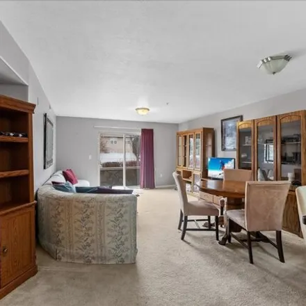 Image 8 - 1245 Privet Drive, Cottonwood Heights, UT 84121, USA - Condo for sale