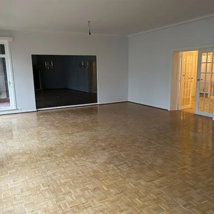 Rent this 4 bed apartment on L'Univers du sommeil - De Slaapadviseur in Avenue Louise - Louizalaan, 1050 Brussels